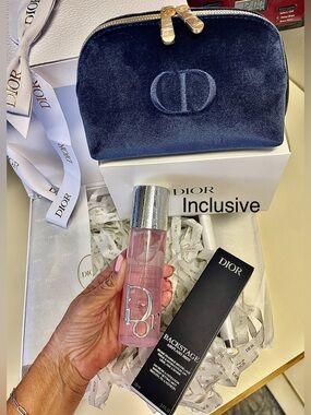 Dior Beauty 2Pc+ Airflash Setting Mist/Navy Velvet Cosmetic Bag & Bowed Gift Box